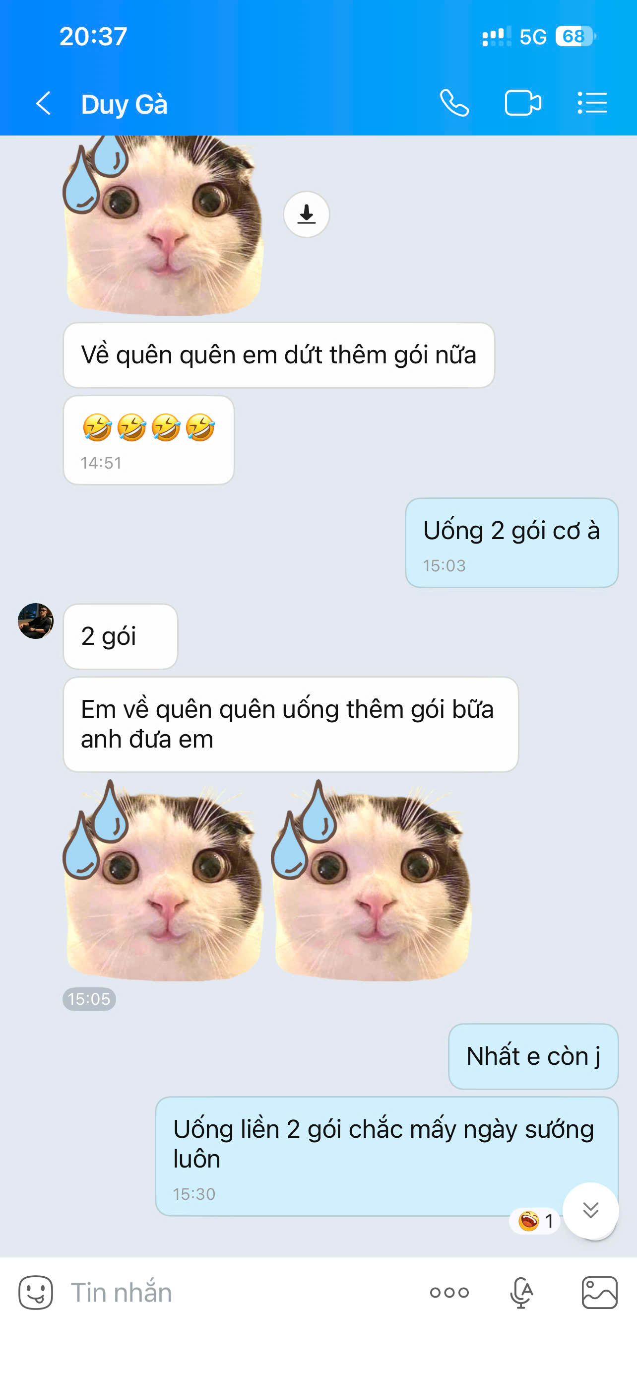 Khách hàng nhắn tin phản hồi về hiệu quả sản phẩm